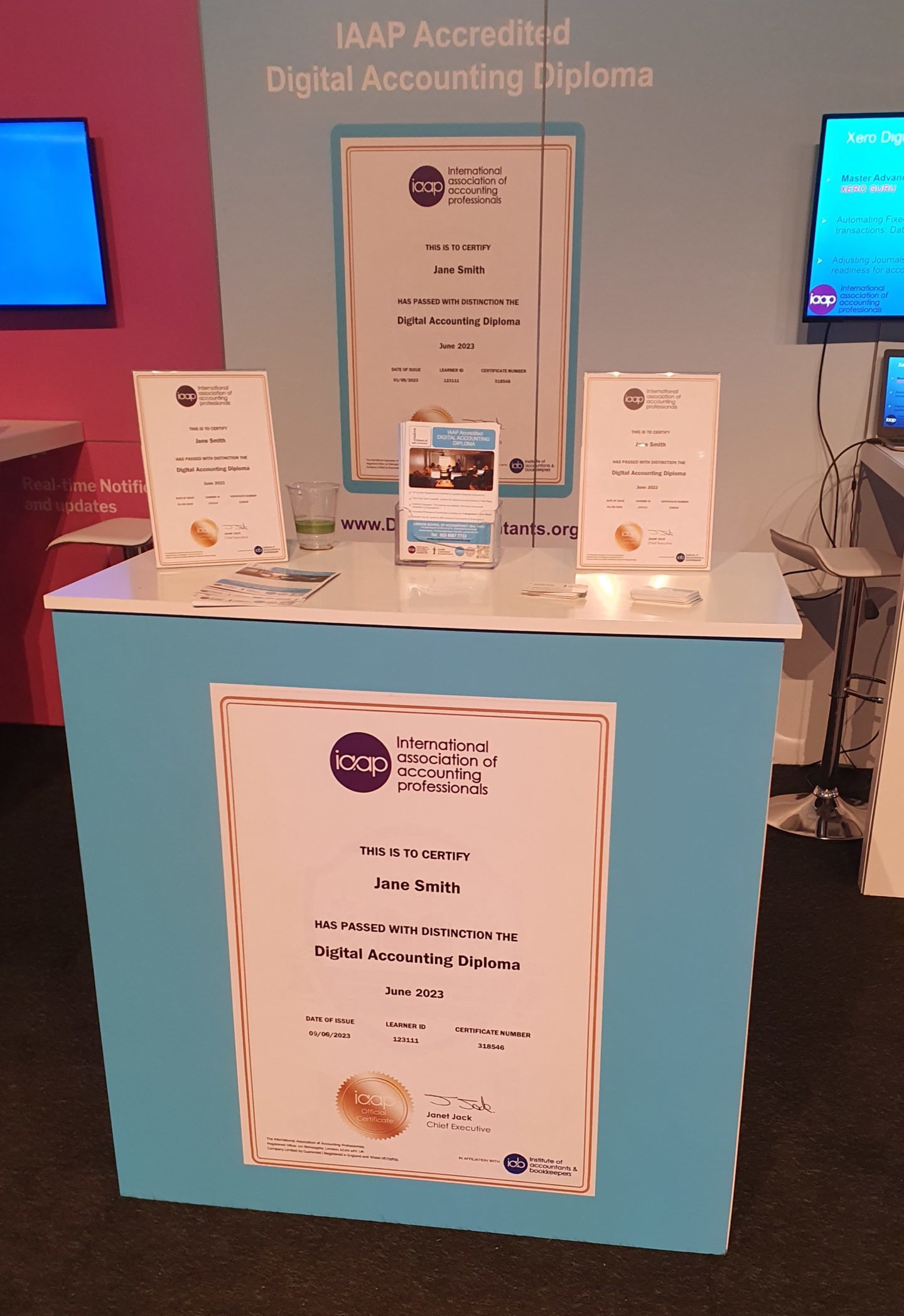 Xero Qualifications Stand Image